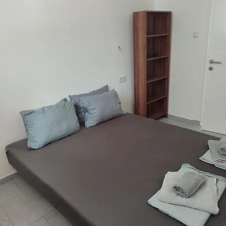 Hub Apartment *
