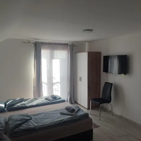 Apartment Hub *